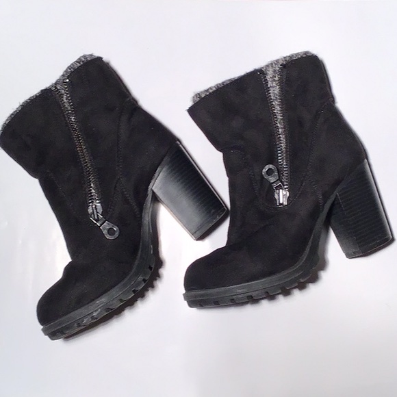 Target Shoes - Target mid boots black suede with gray texture 7.5
